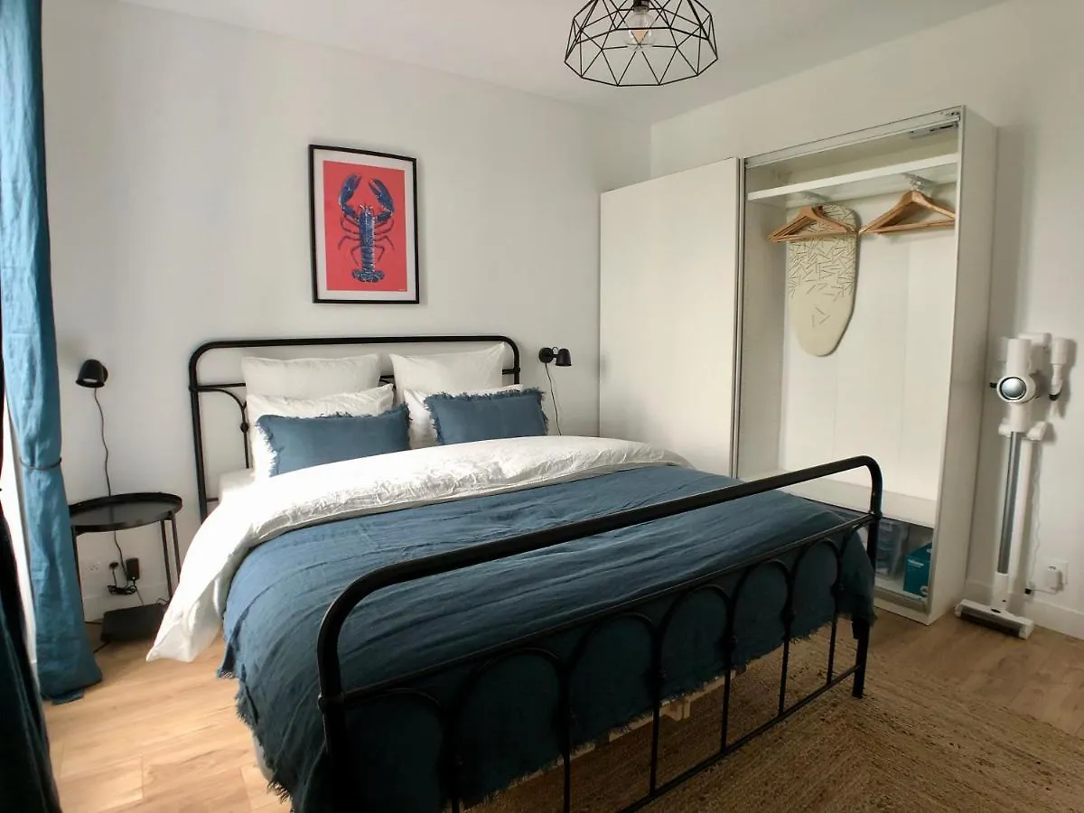 Superbe Appartement Renove Et Tout Confort A Brest 0*,  France